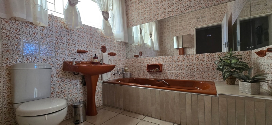 5 Bedroom Property for Sale in Orkney North West